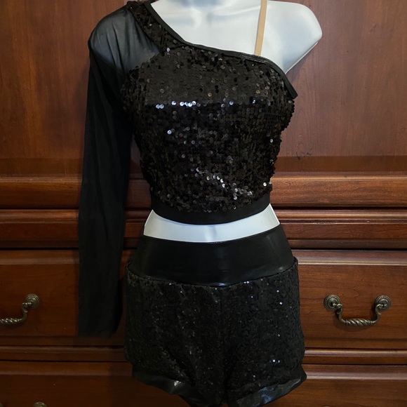 Dance costume